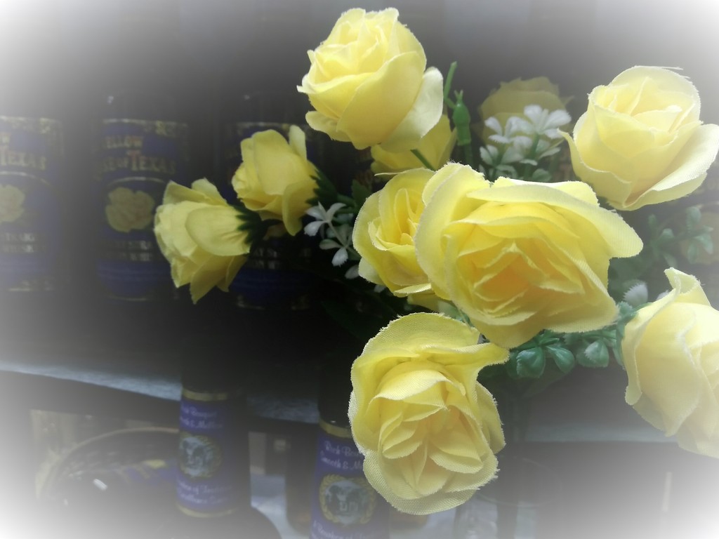 父の日に贈りたい 黄色い薔薇ラベルのウイスキー 学芸大学店 イオングループのリカー専門店 イオンリカー